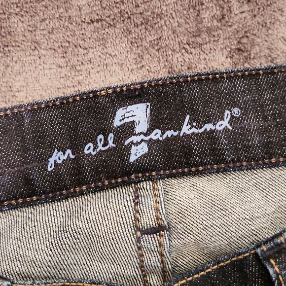 Dark wash 7 for all mankind Dojo crops size 27! - Picture 5 of 11